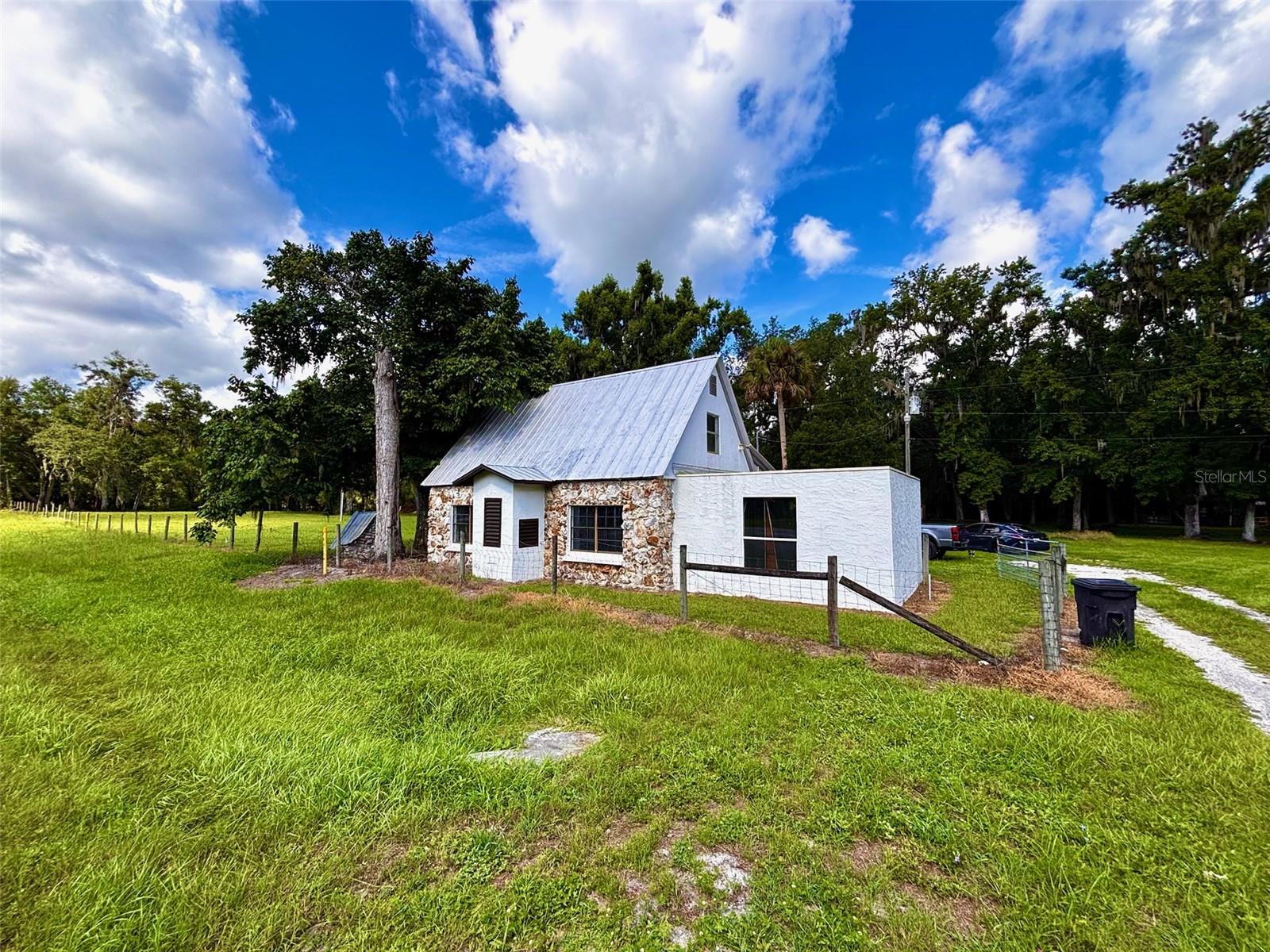 COTTONS ADD TO RERDELL - Residential