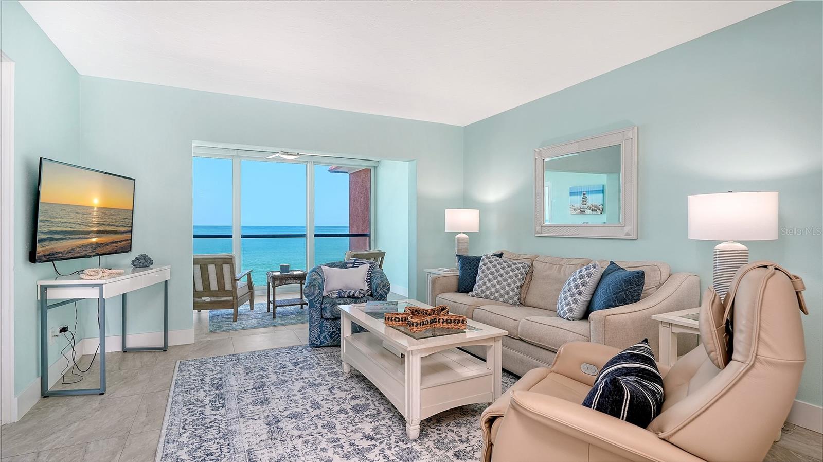 FISHERMANS COVE - Residential