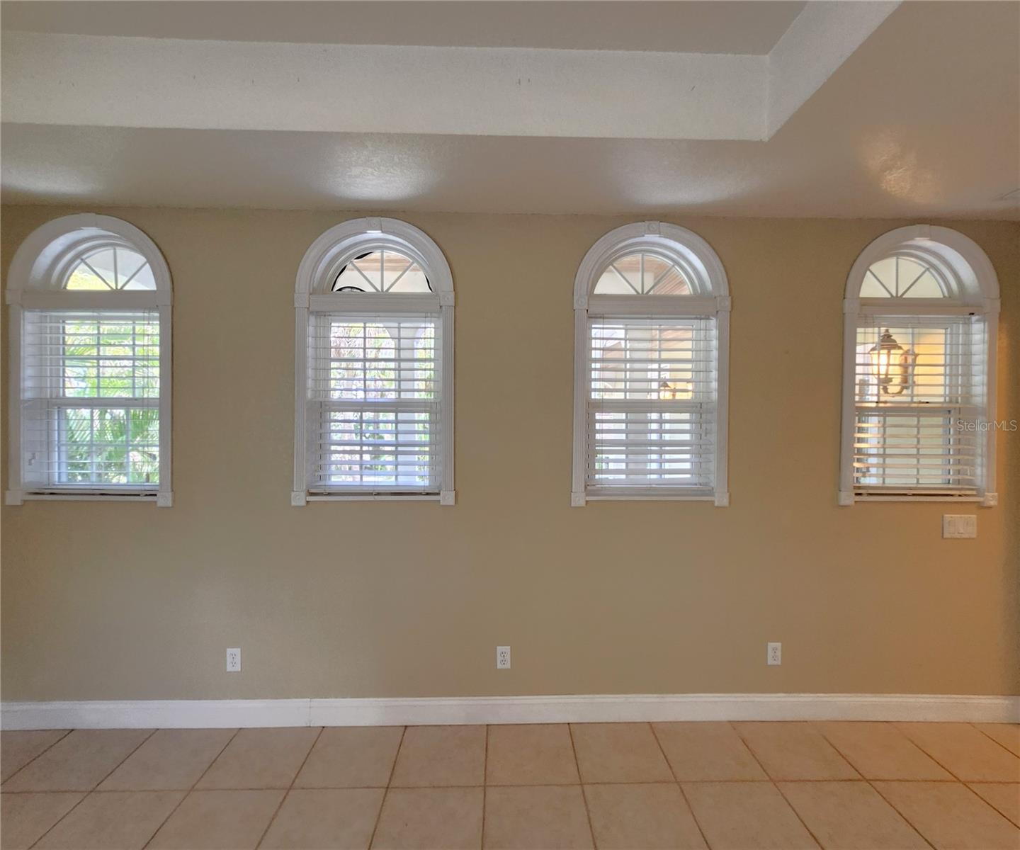 RIVERSIDE HEIGHTS - Residential