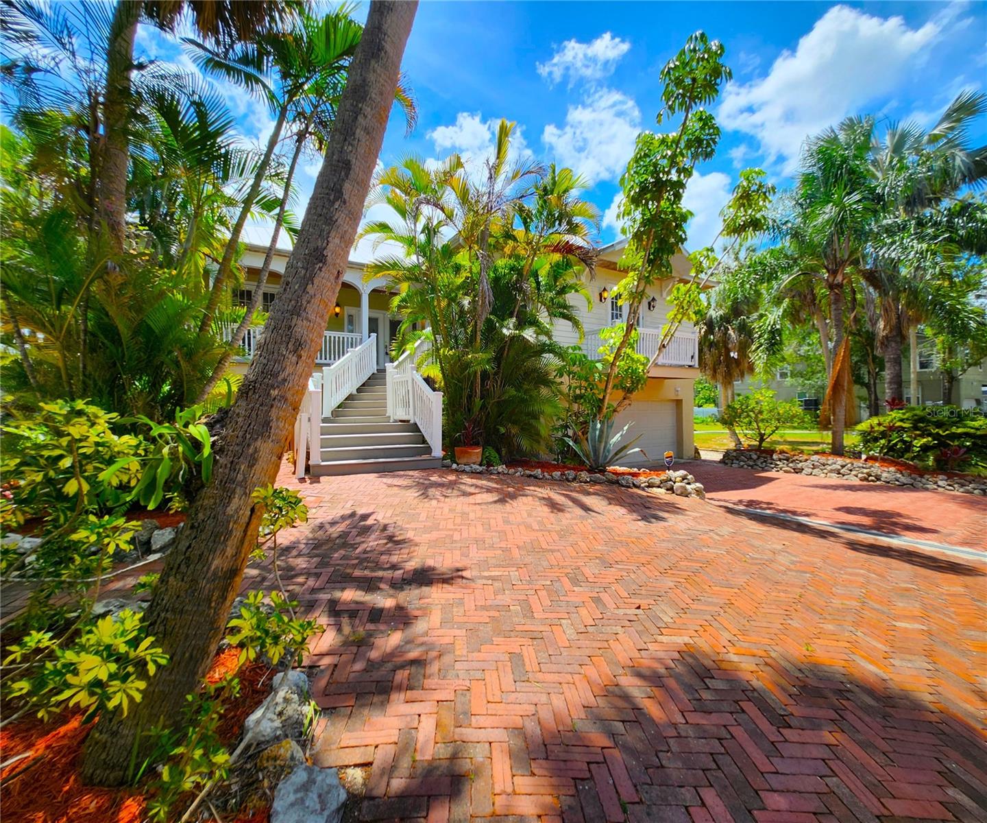 RIVERSIDE HEIGHTS - Residential