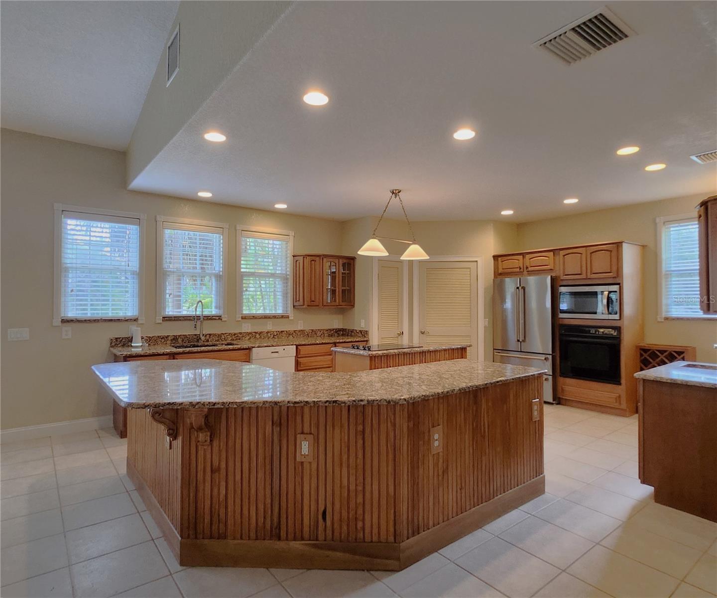 RIVERSIDE HEIGHTS - Residential
