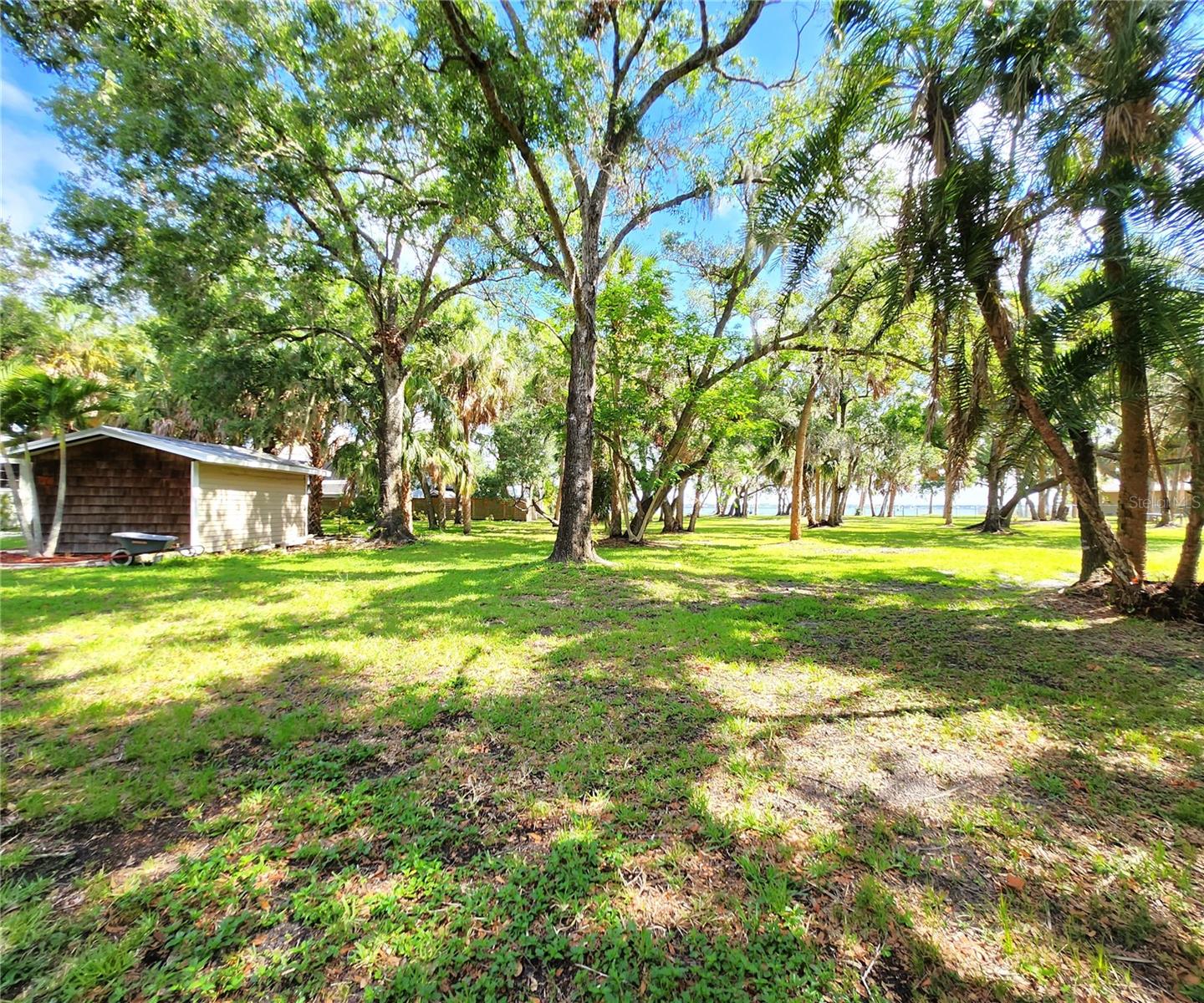 RIVERSIDE HEIGHTS - Residential