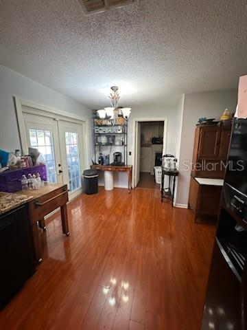 WHEELER HEIGHTS - Residential