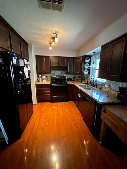 WHEELER HEIGHTS - Residential