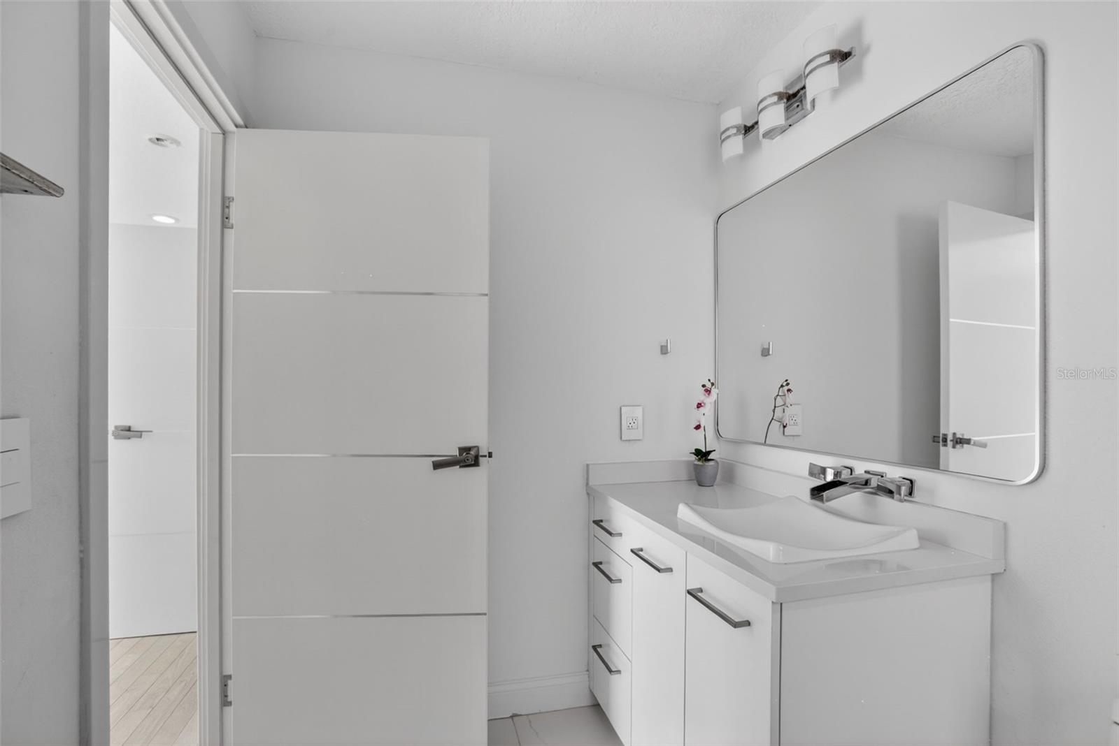 TOSCANA W - Residential Lease