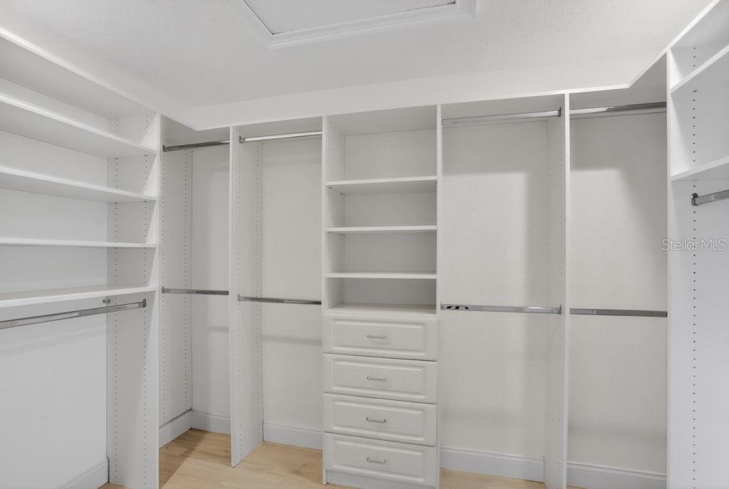 TOSCANA W - Residential Lease
