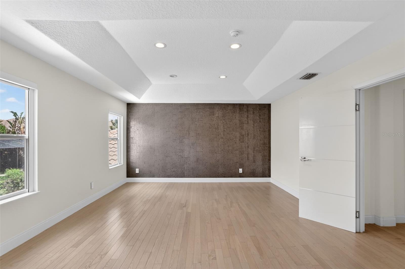 TOSCANA W - Residential Lease