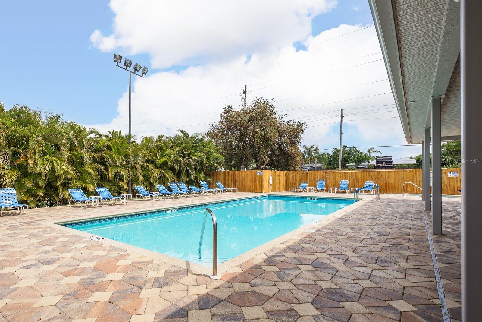 BROOKFIELD - Residential