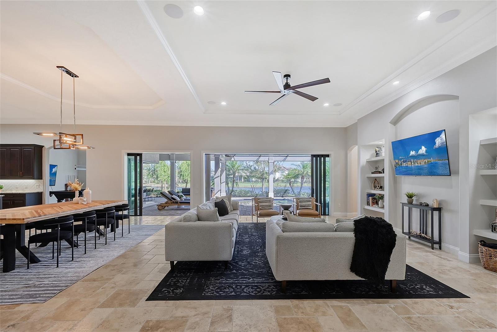 LAKE CLUB PH I - Residential