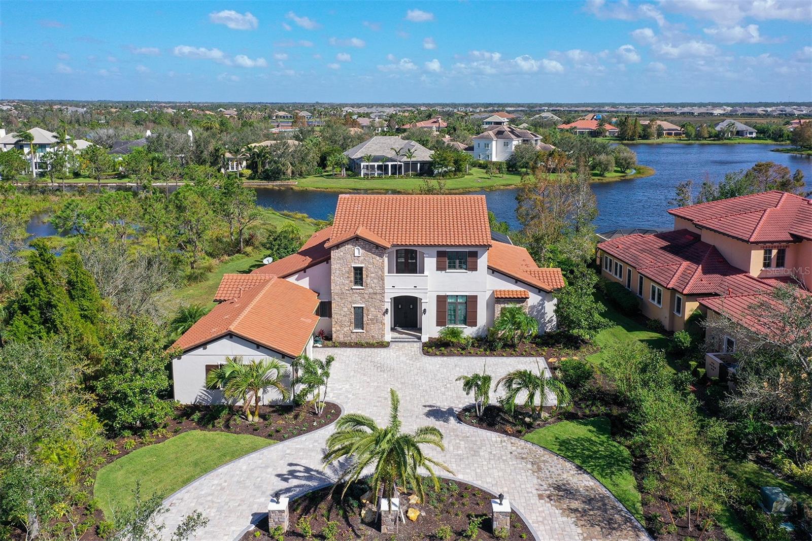 LAKE CLUB PH I - Residential