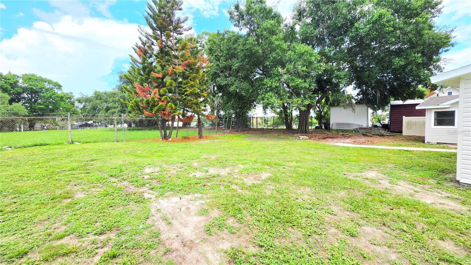 LAKE PARK ADD - Residential