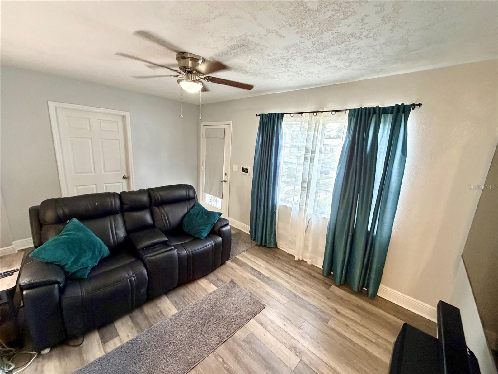COMMERCE PARK - Residential