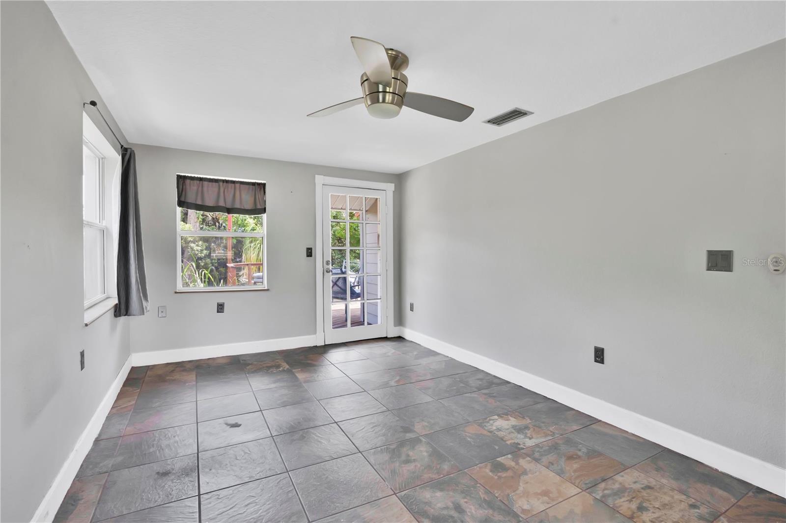 MOUNT DORA ORTON SUB - Residential