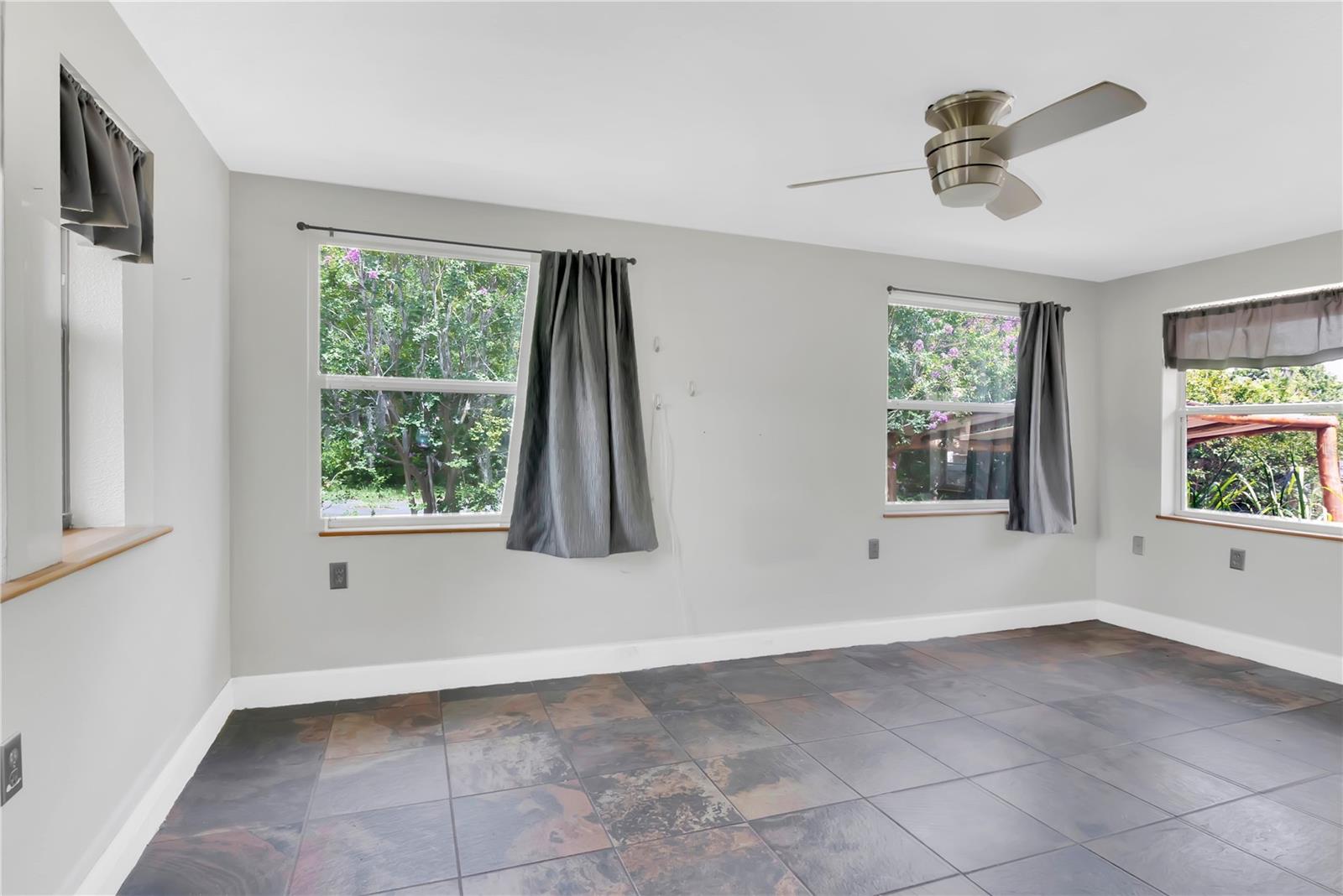 MOUNT DORA ORTON SUB - Residential