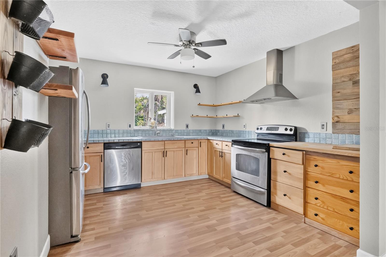 MOUNT DORA ORTON SUB - Residential