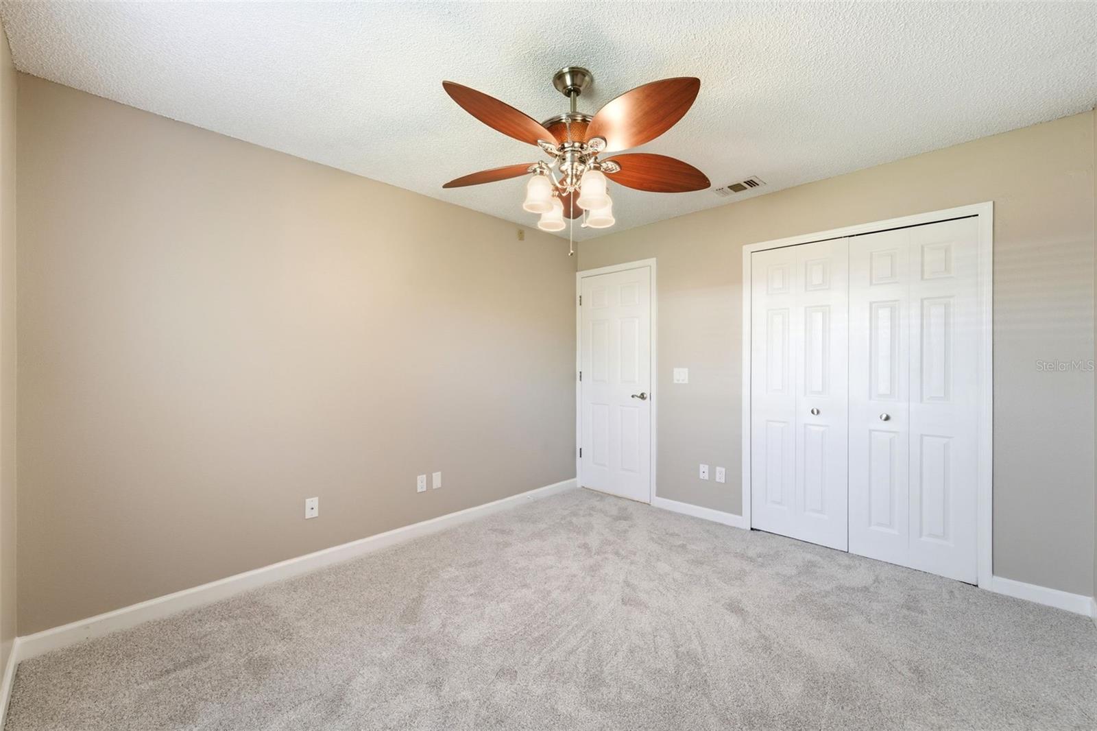 SUNCREST VILLAS PH 02 - Residential
