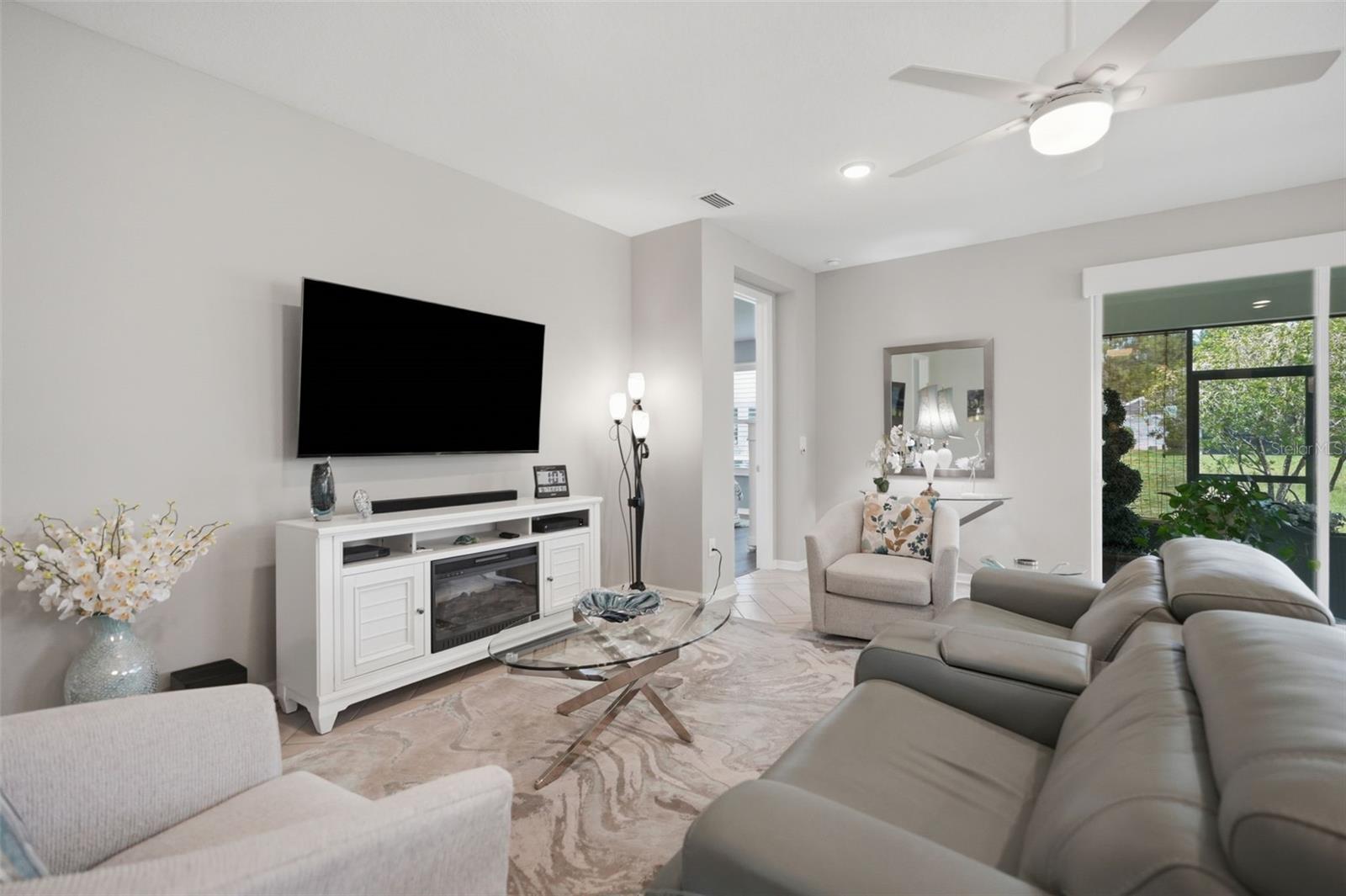 CASCADES AT S HILLS PLANT PH 1 - Residential