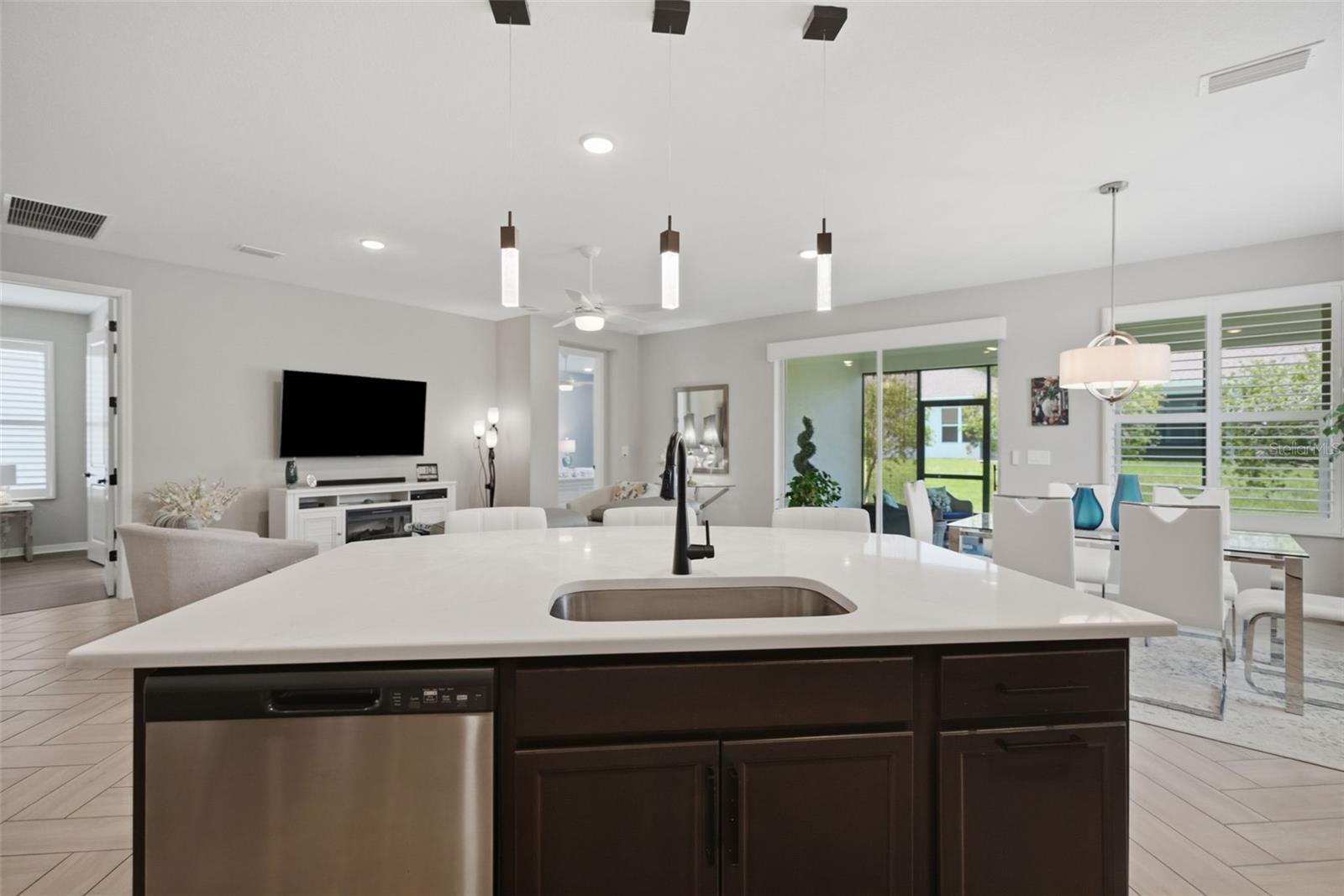 CASCADES AT S HILLS PLANT PH 1 - Residential