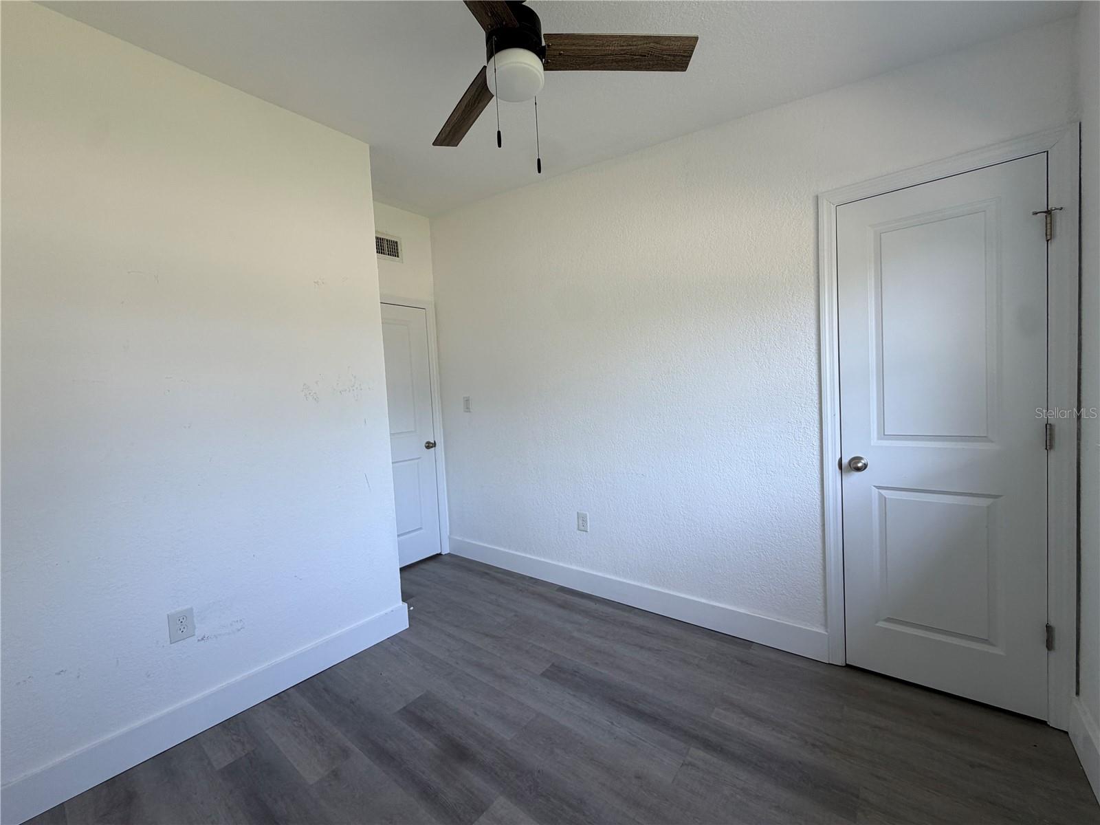 RIVERSIDE PARK ESTATES - Residential
