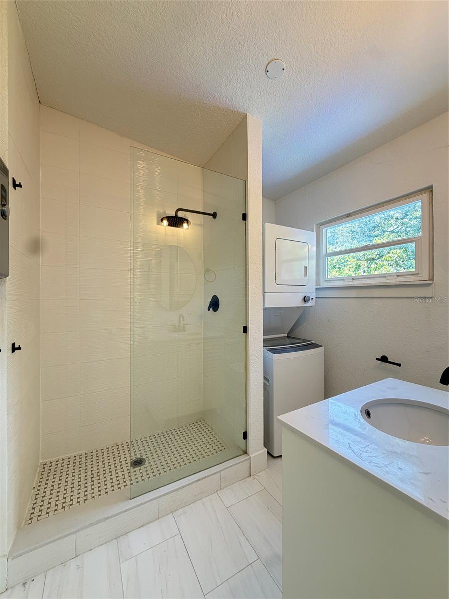 RIVERSIDE PARK ESTATES - Residential