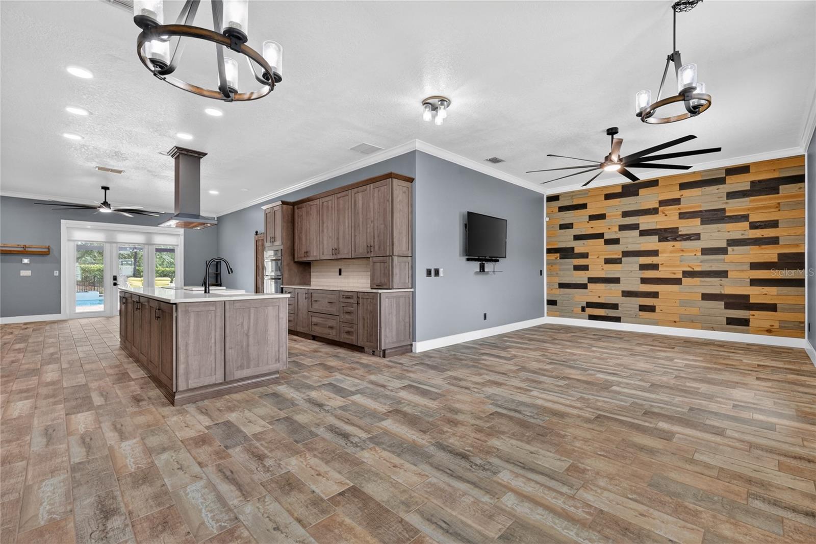 STONEYBROOK HILLS UNIT 1 - Residential