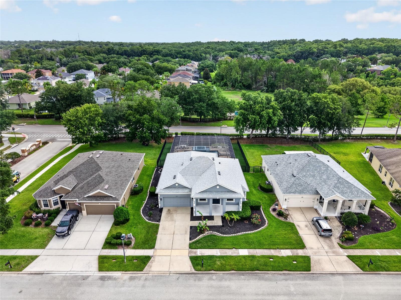 STONEYBROOK HILLS UNIT 1 - Residential