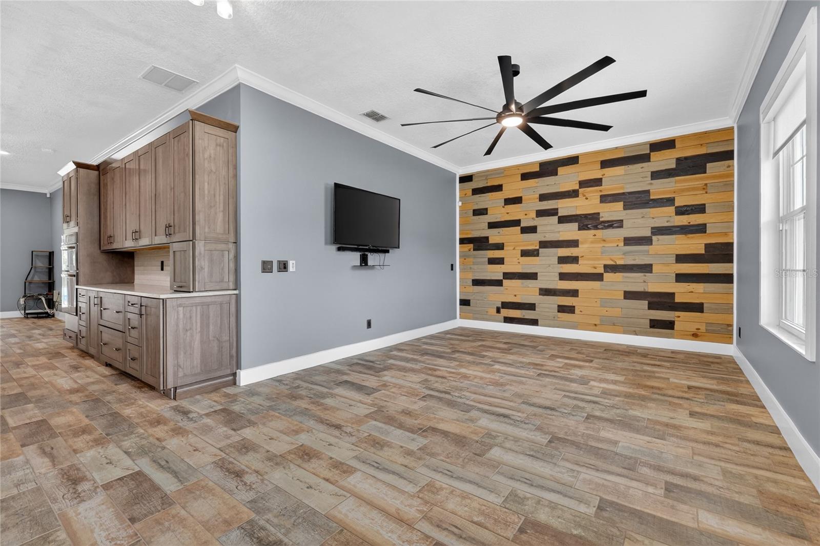 STONEYBROOK HILLS UNIT 1 - Residential