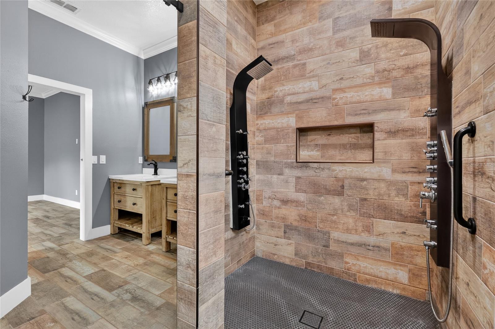 STONEYBROOK HILLS UNIT 1 - Residential