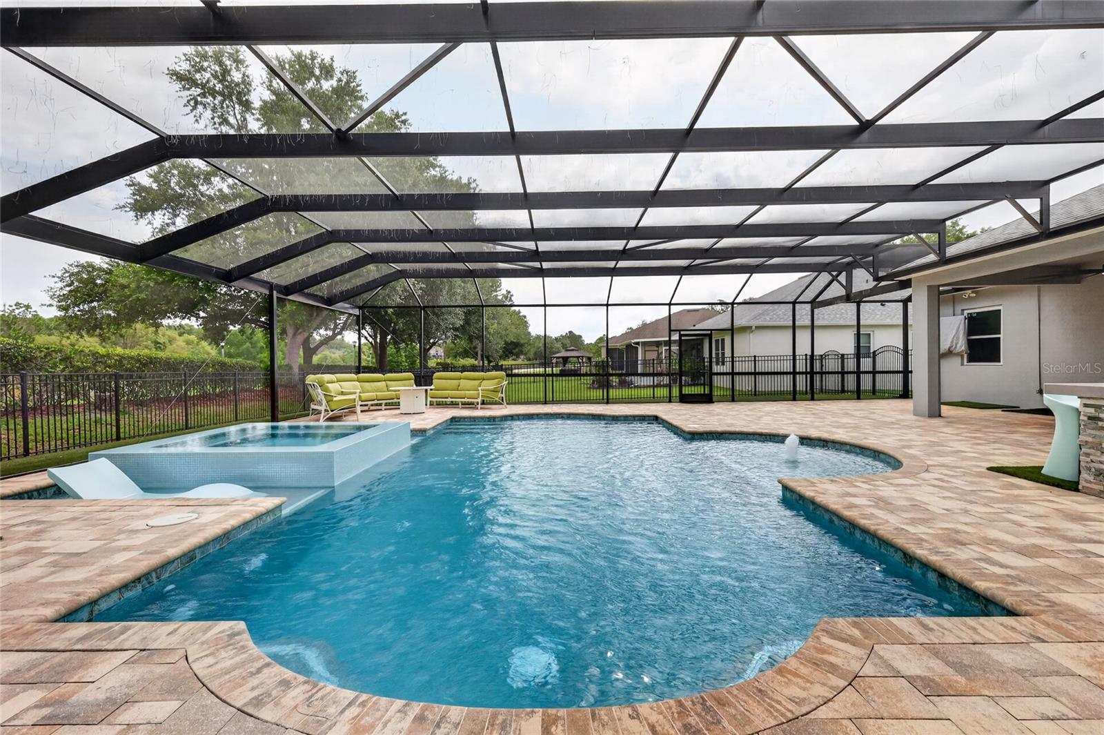 STONEYBROOK HILLS UNIT 1 - Residential