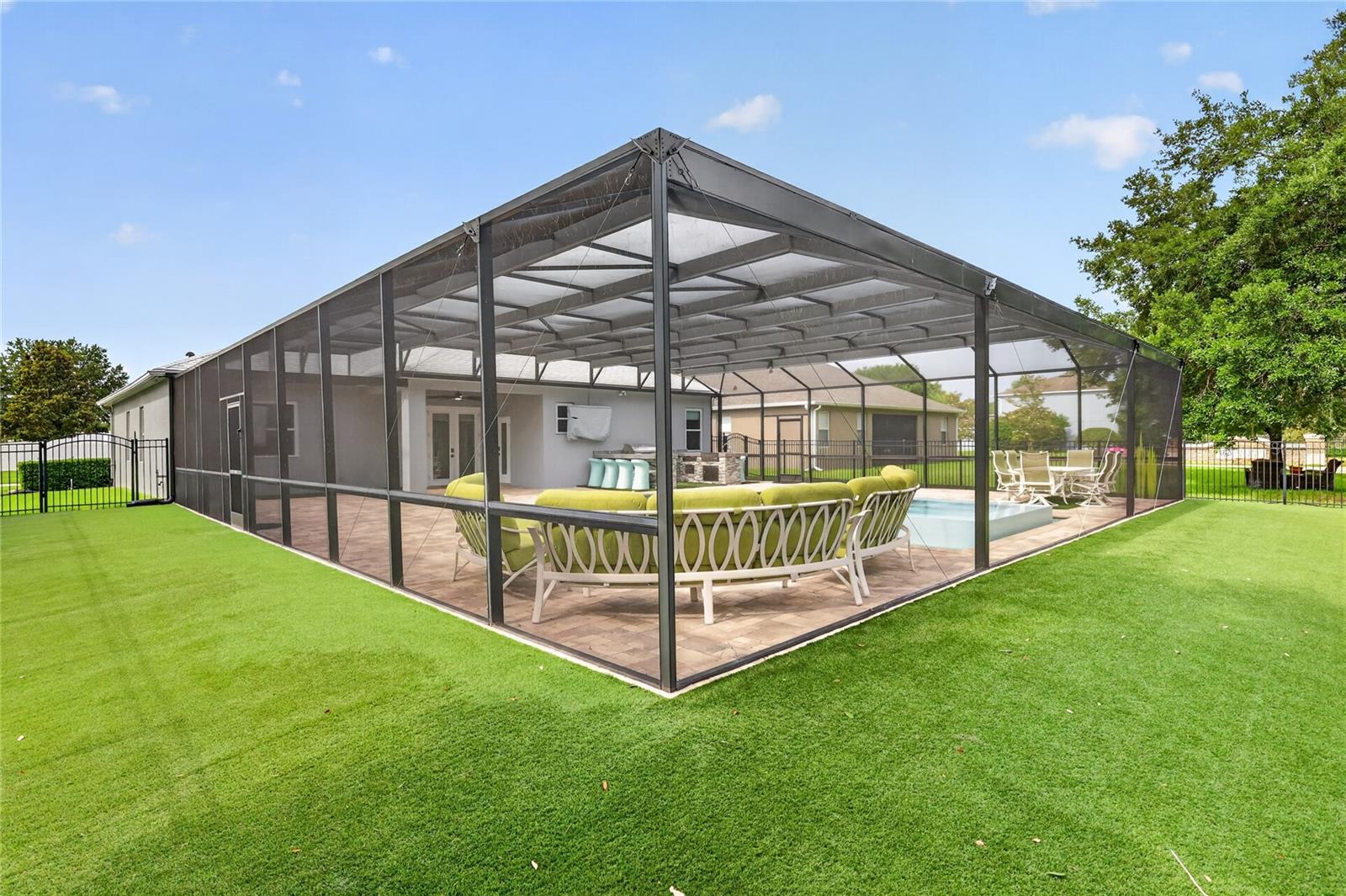 STONEYBROOK HILLS UNIT 1 - Residential