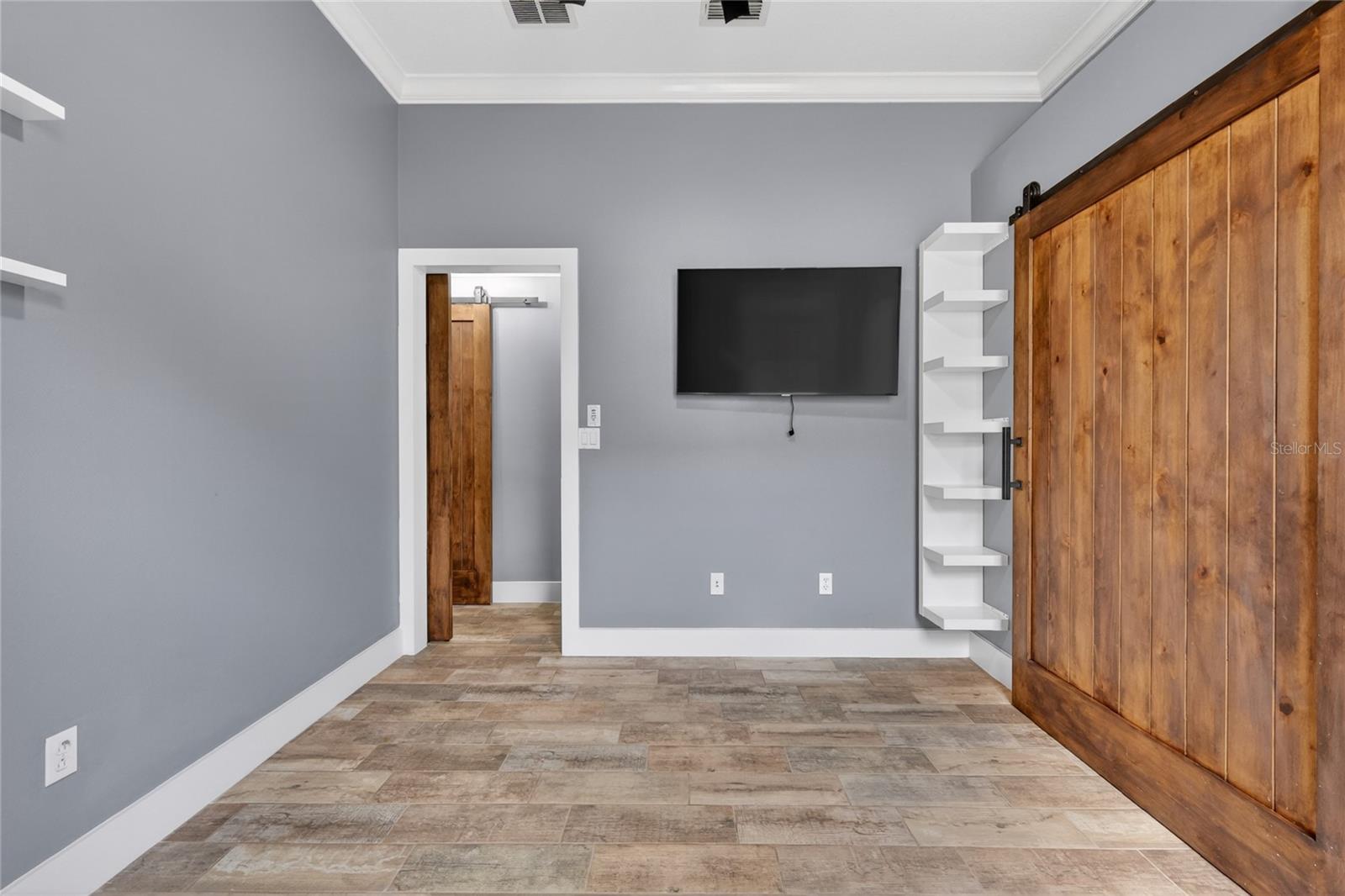 STONEYBROOK HILLS UNIT 1 - Residential