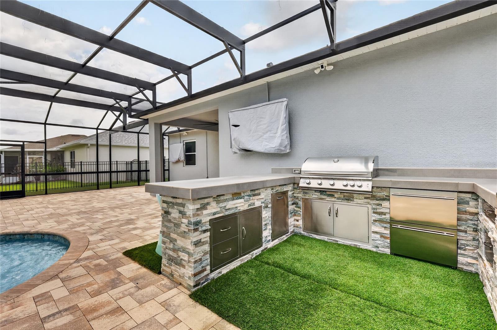 STONEYBROOK HILLS UNIT 1 - Residential