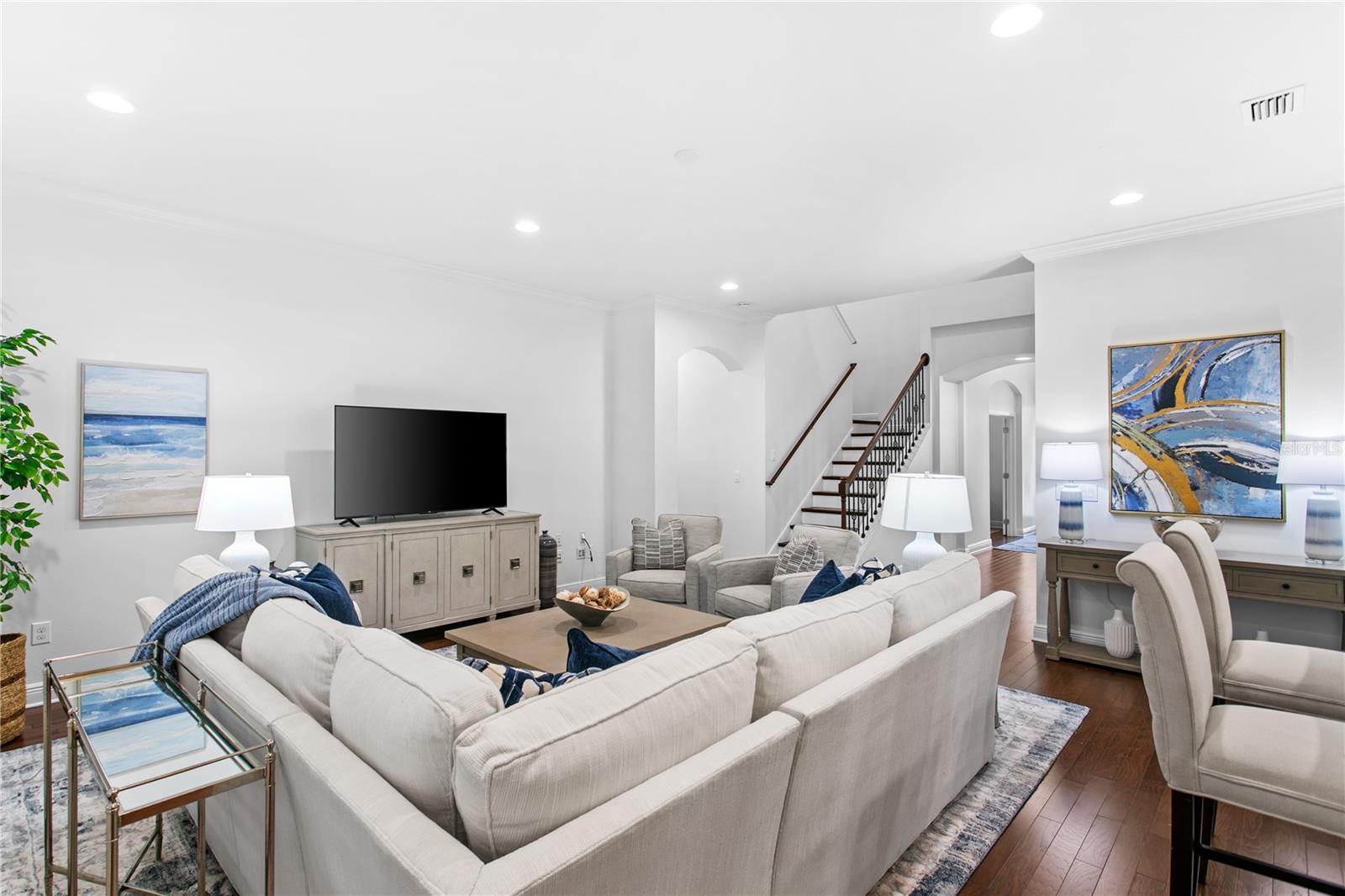 MARYLAND MANOR 2ND UNIT - Residential