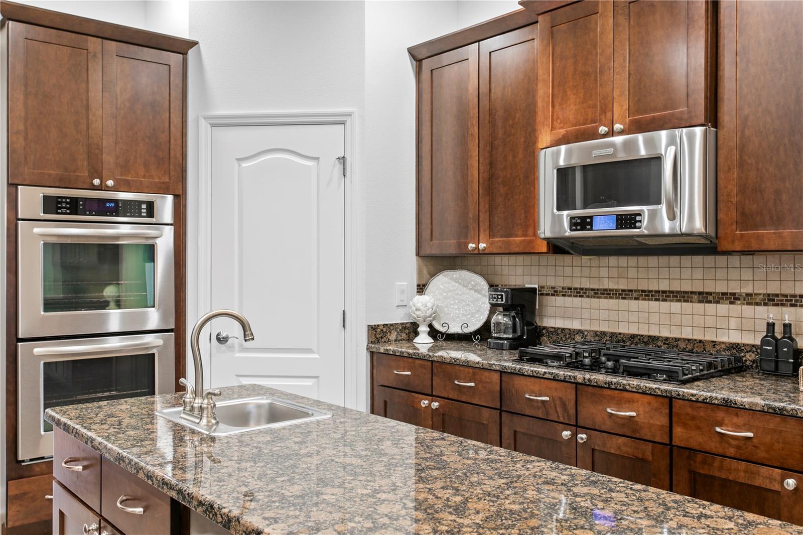 MARYLAND MANOR 2ND UNIT - Residential