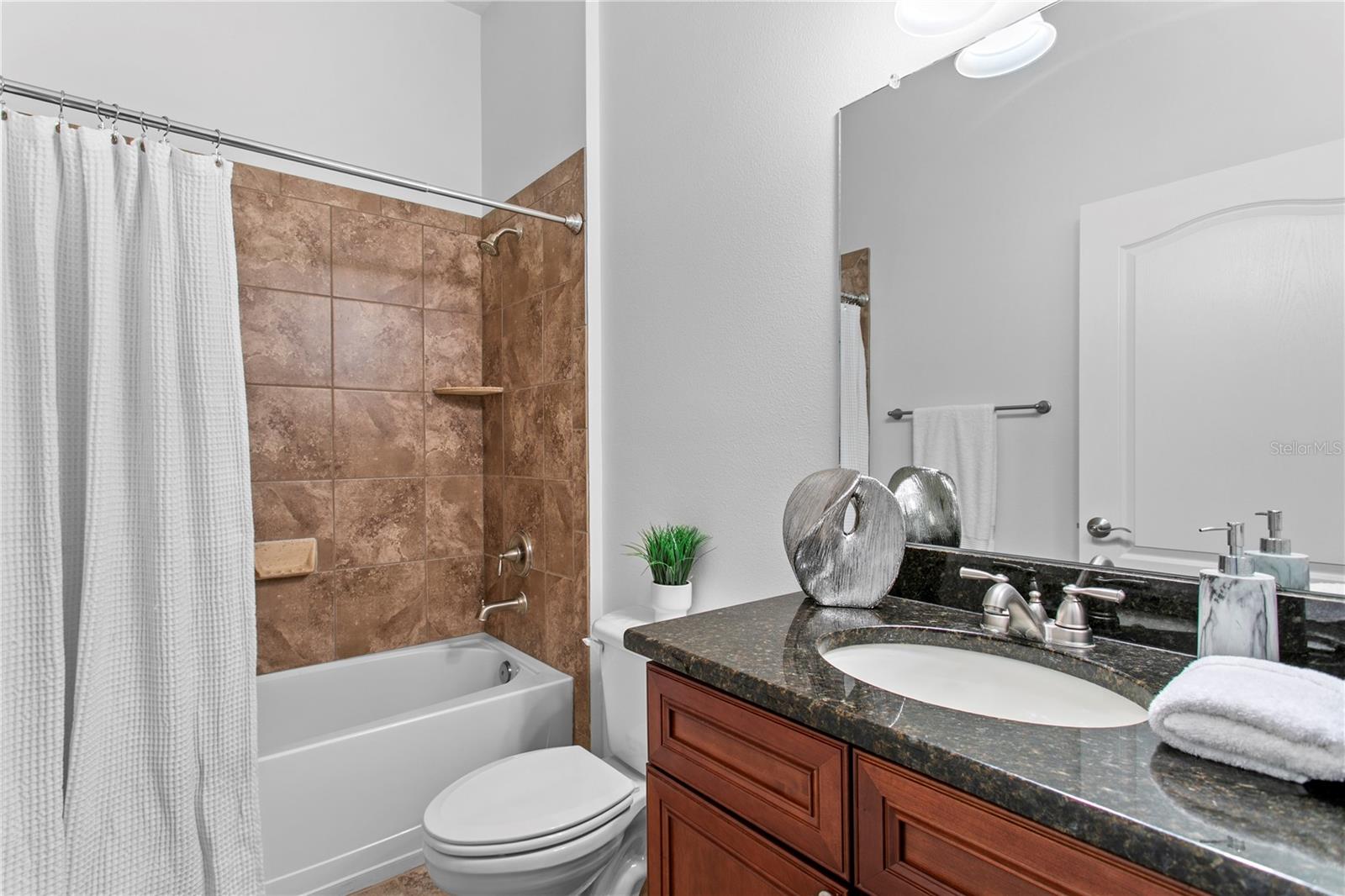 MARYLAND MANOR 2ND UNIT - Residential