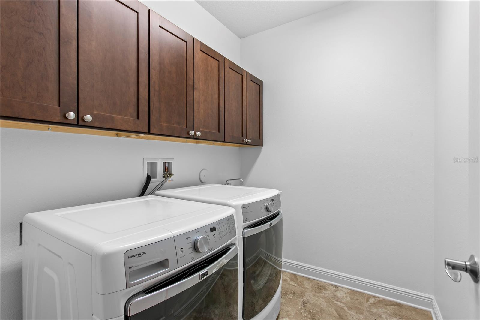 MARYLAND MANOR 2ND UNIT - Residential