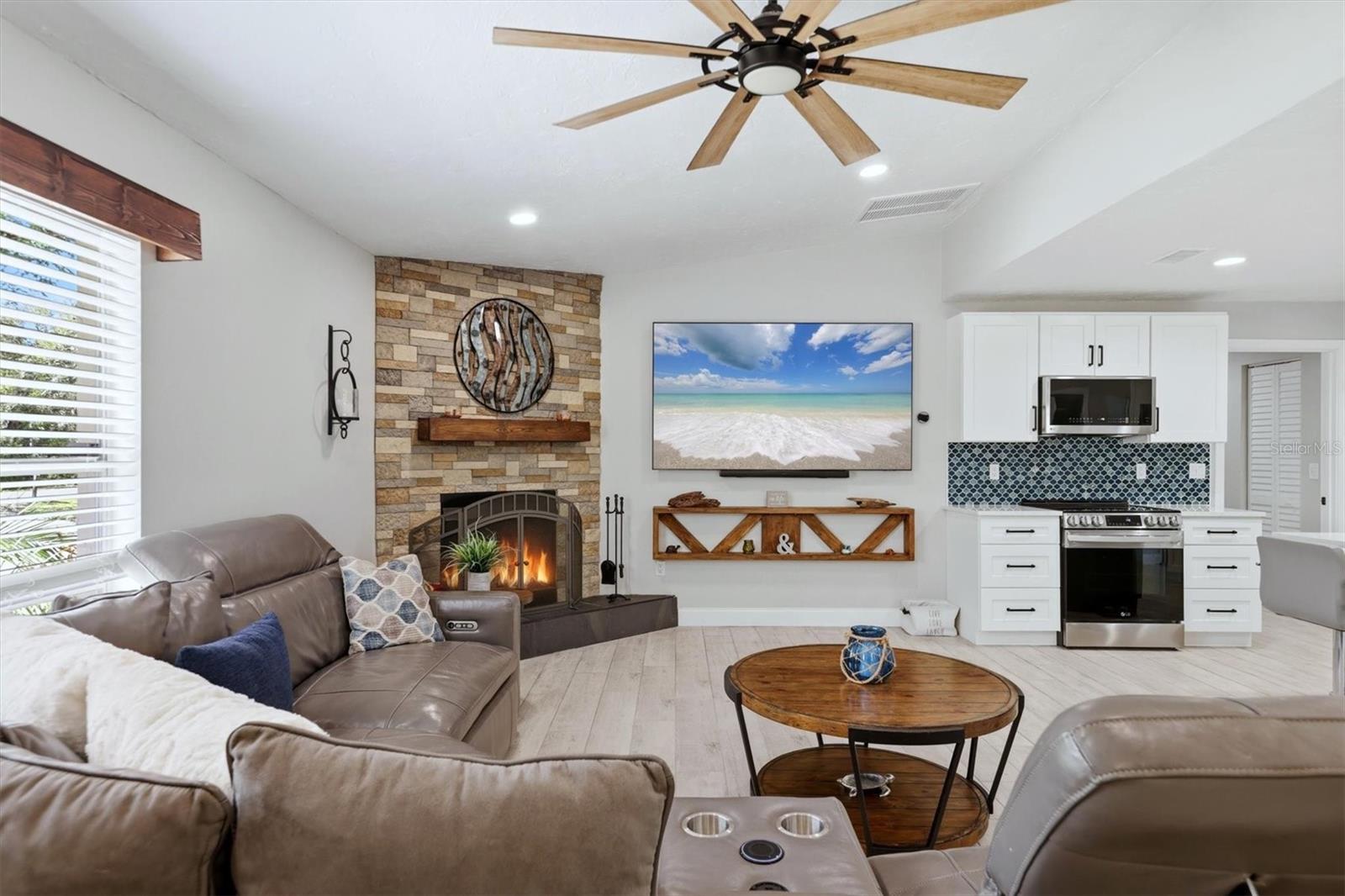 MAGNOLIA MANOR UNREC - Residential