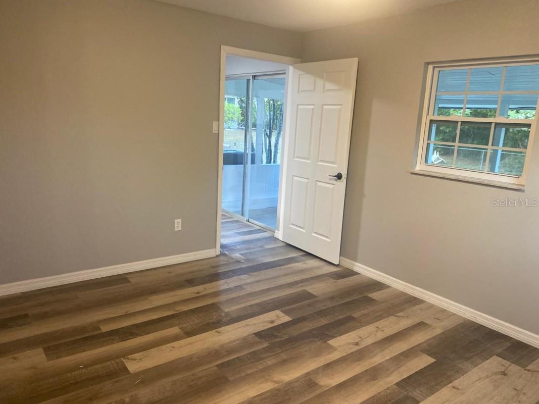 SILVER SPGS SHORES 02 - Residential