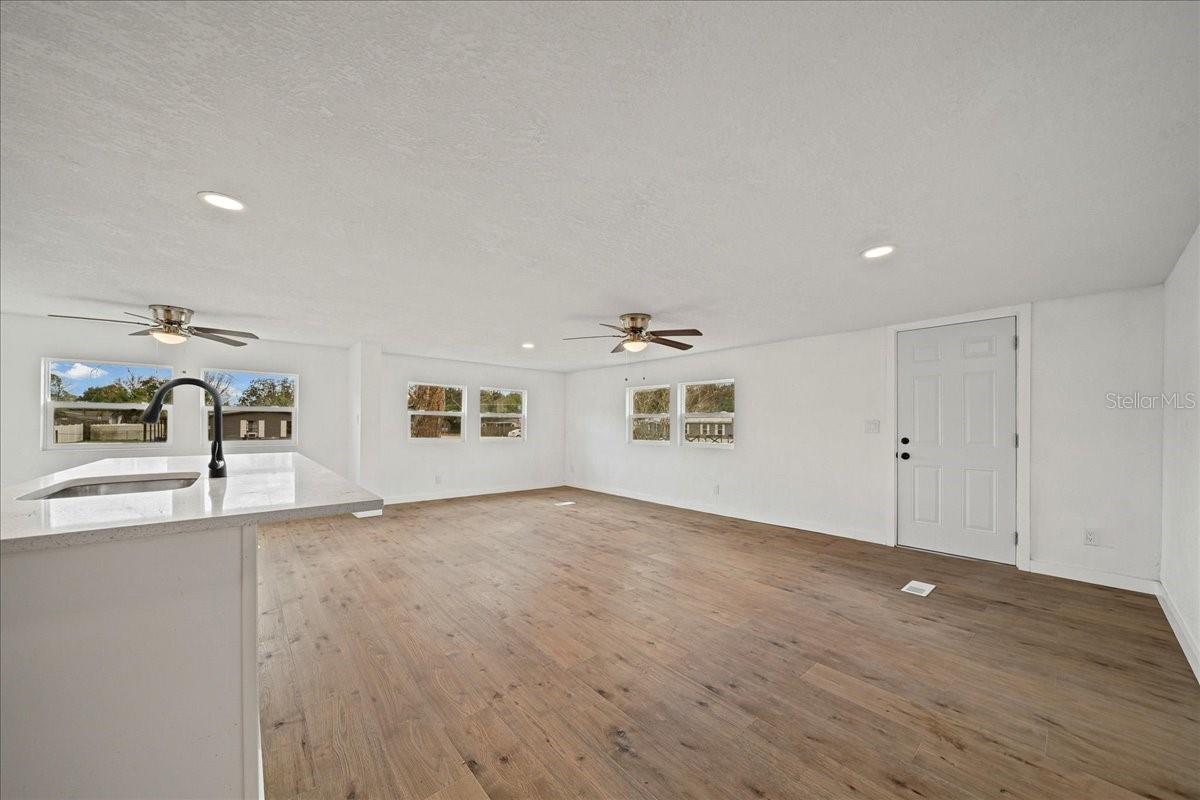 SUNLIGHT ACRES FIRST ADDITION - Residential