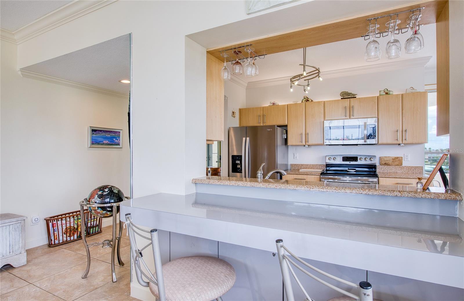 HARBOURSIDE CONDO - Residential