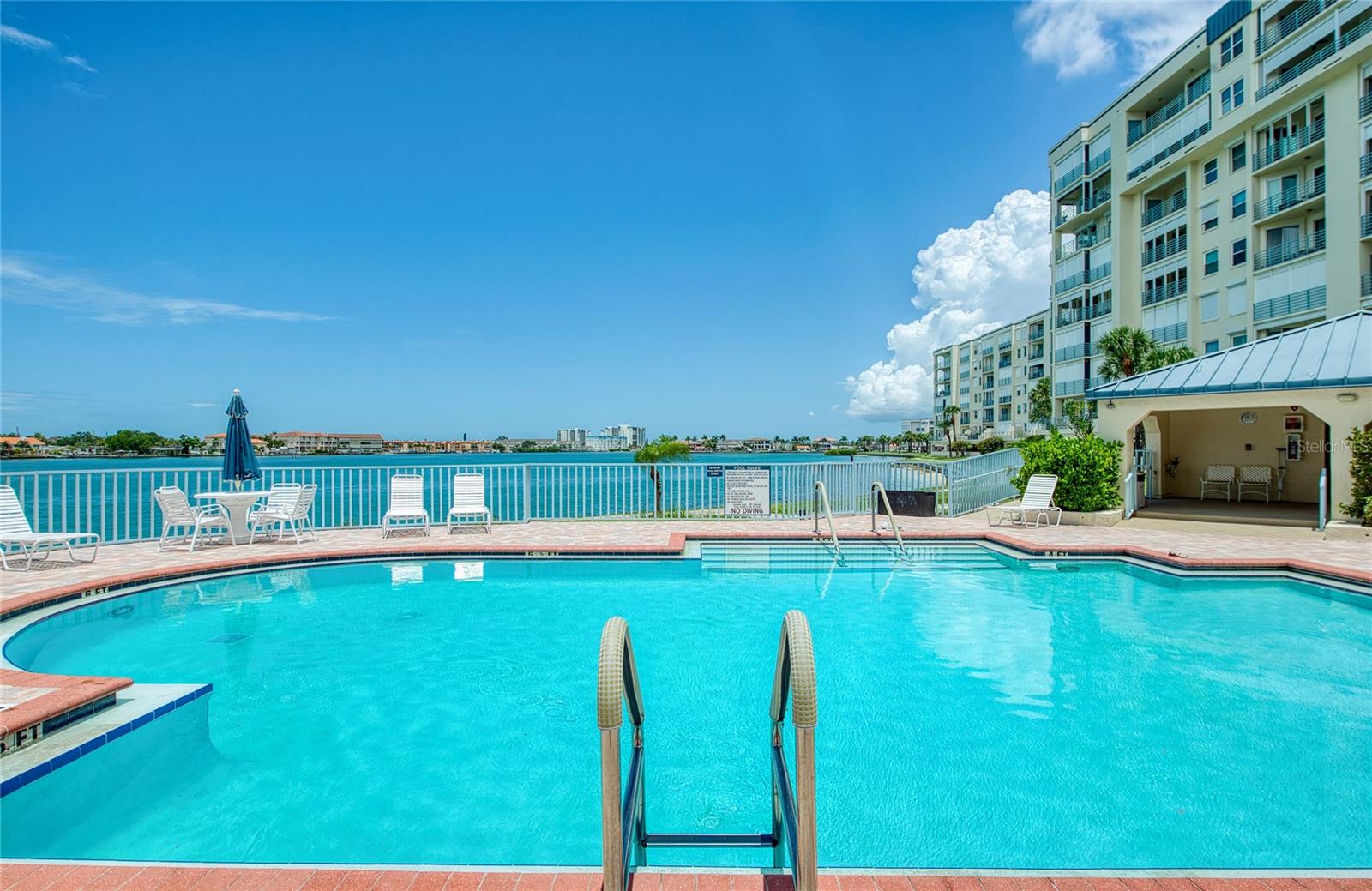 HARBOURSIDE CONDO - Residential