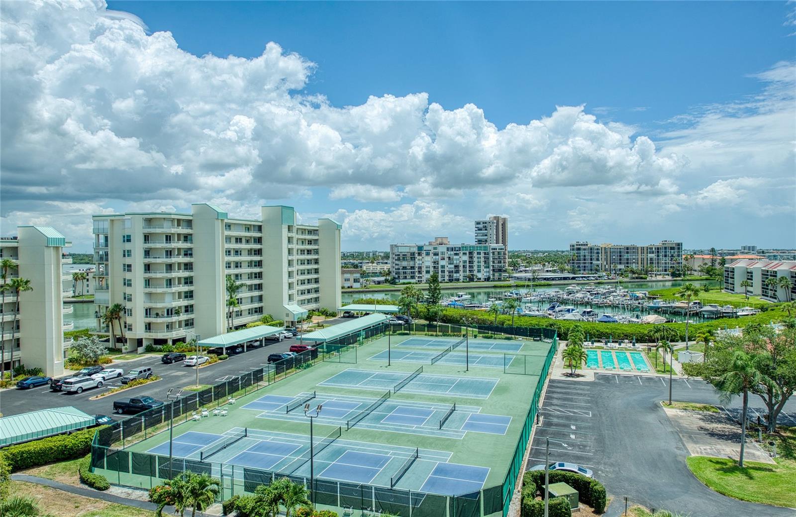 HARBOURSIDE CONDO - Residential