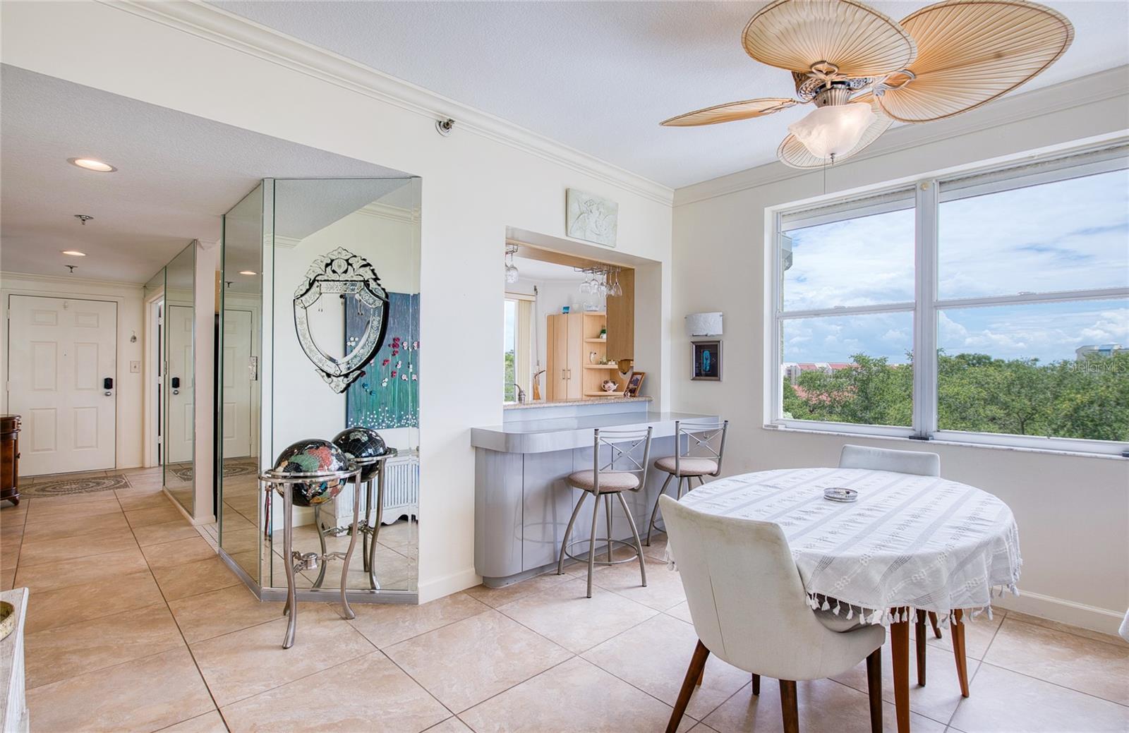 HARBOURSIDE CONDO - Residential