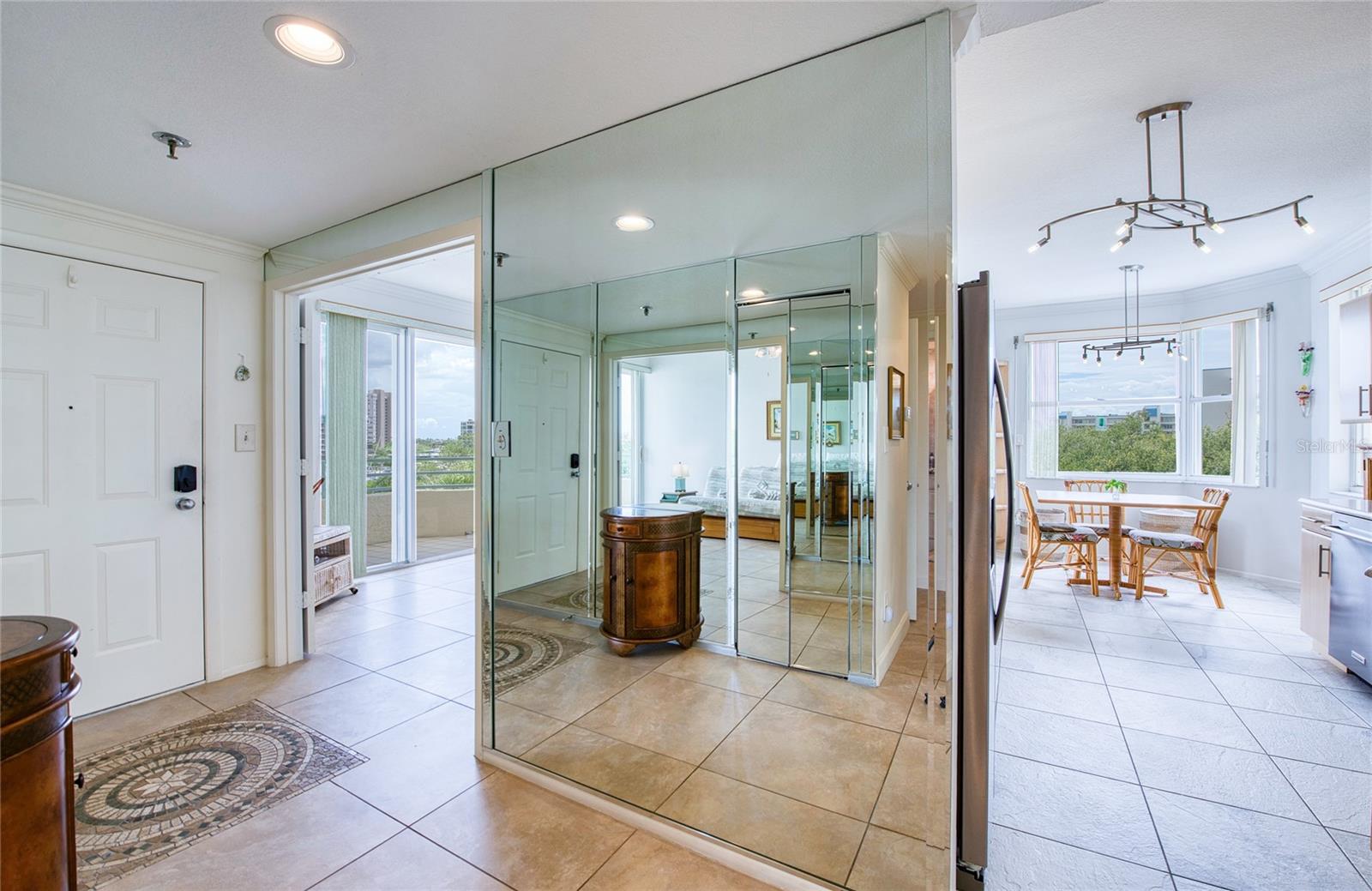 HARBOURSIDE CONDO - Residential