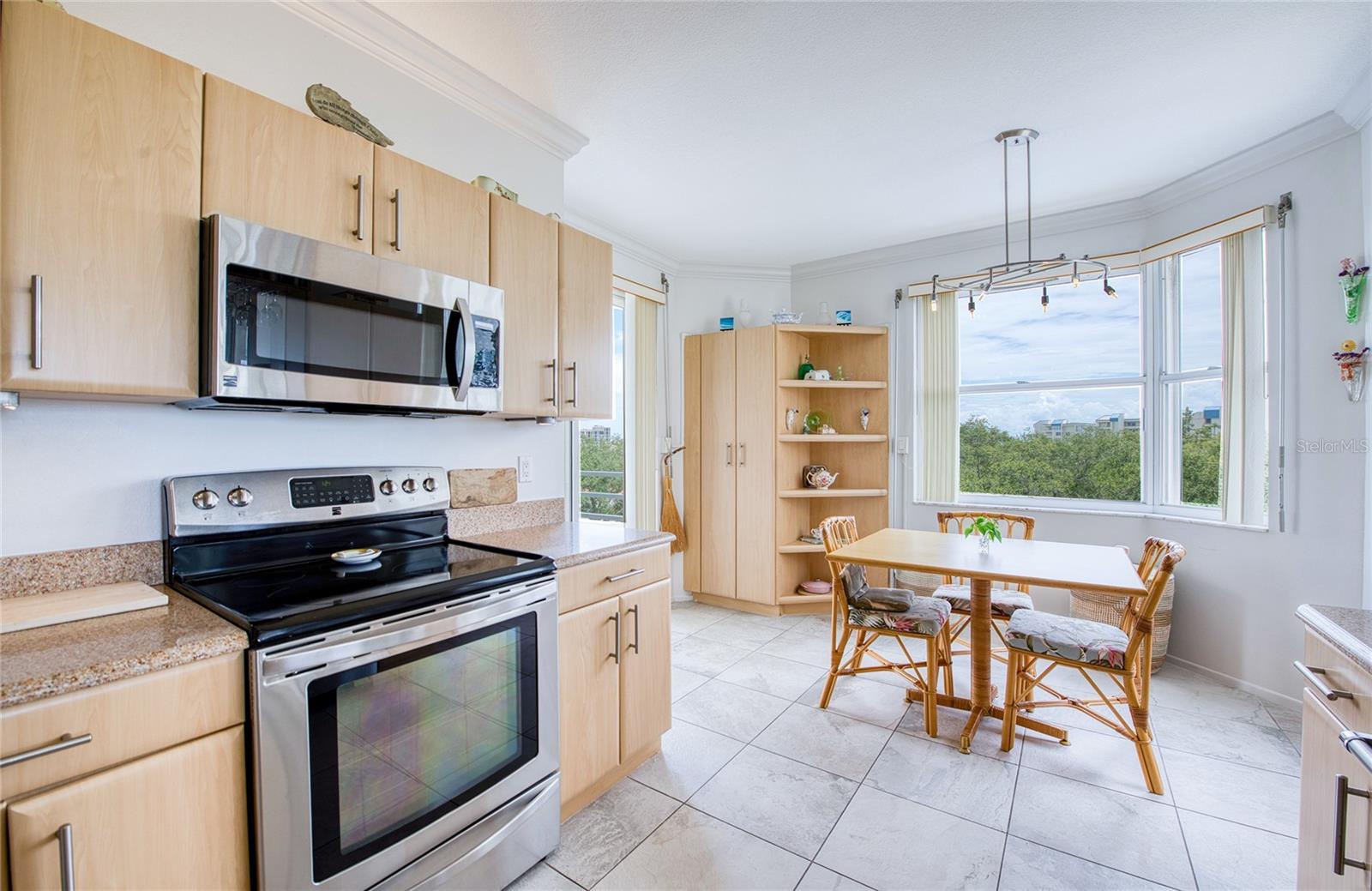 HARBOURSIDE CONDO - Residential