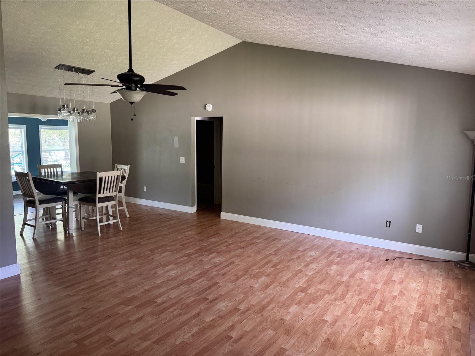 WINDLAN ACRES - Residential