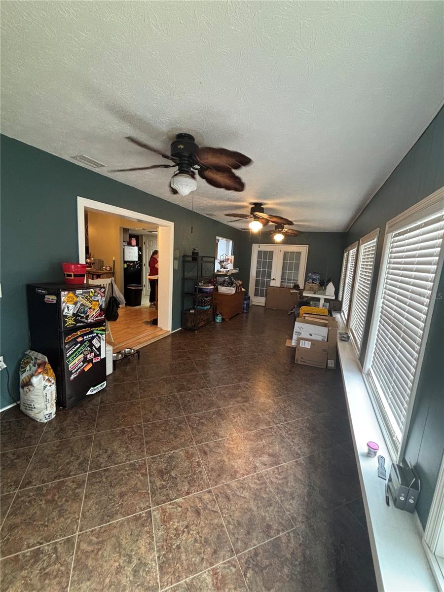 WINDLAN ACRES - Residential