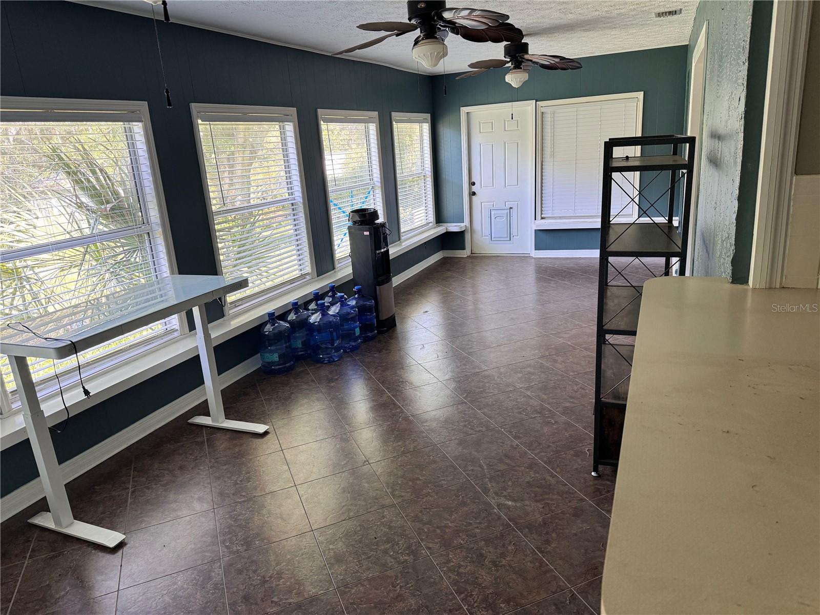 WINDLAN ACRES - Residential