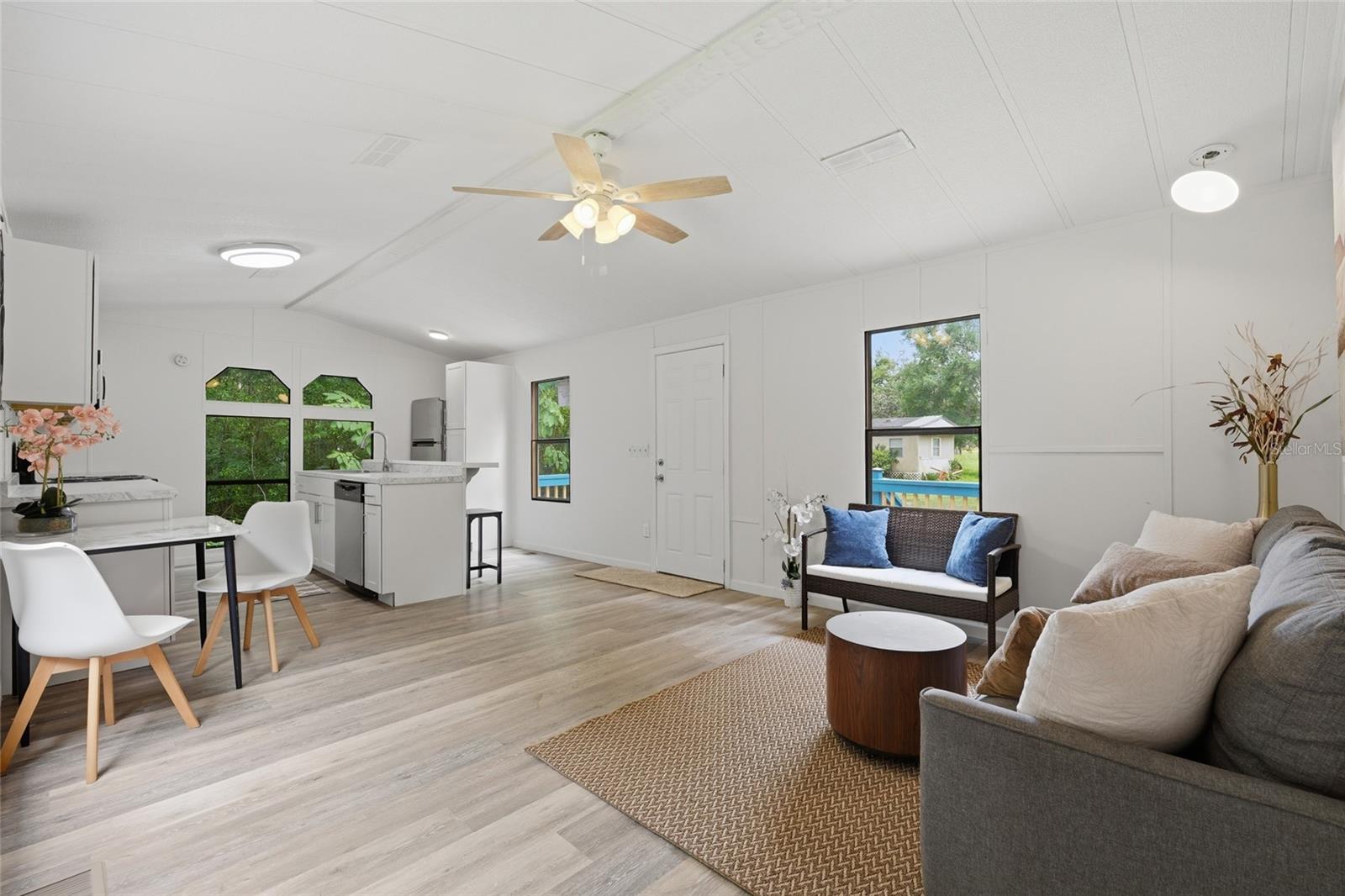 EAST WILLISTON - Residential