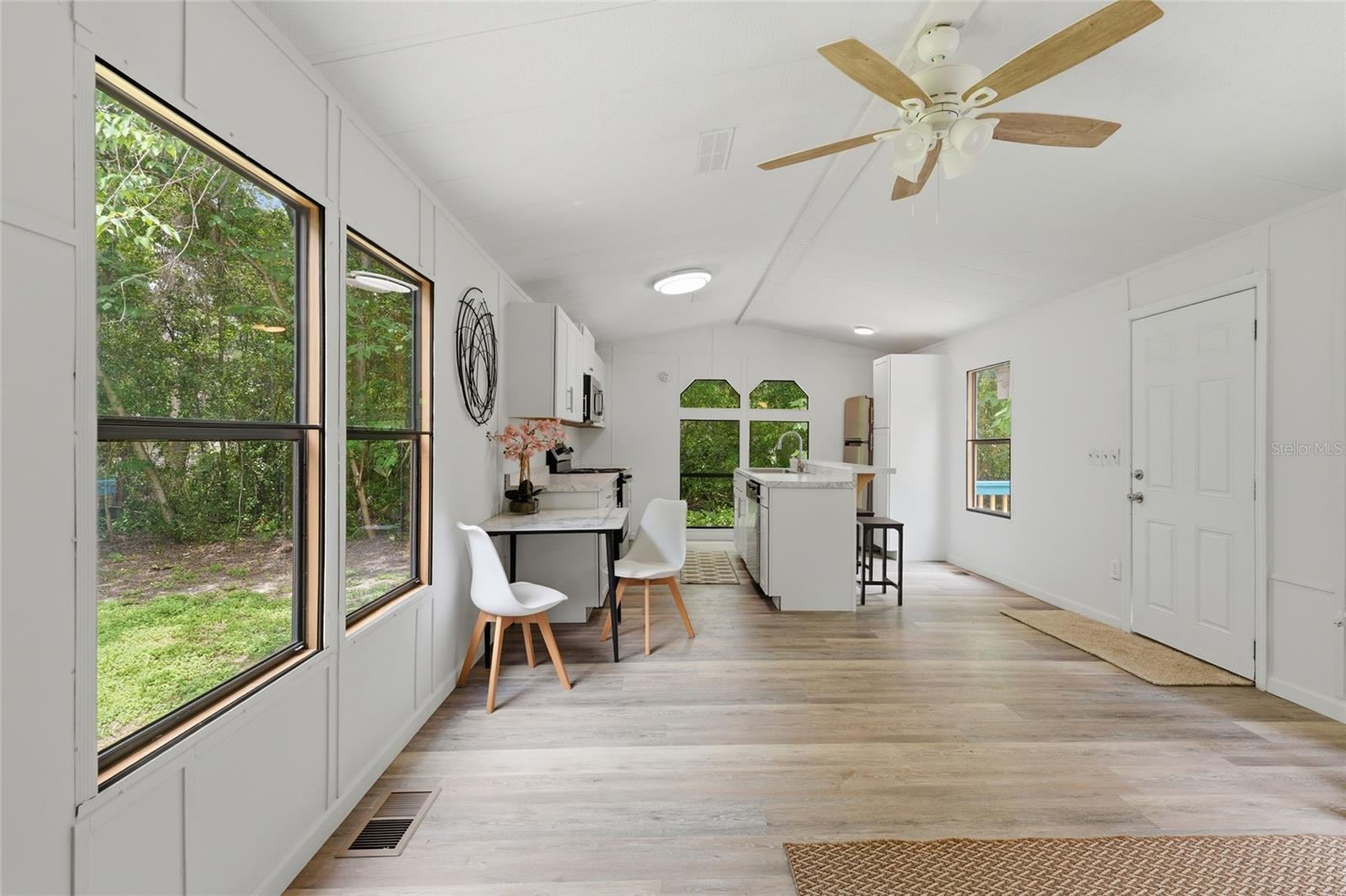 EAST WILLISTON - Residential